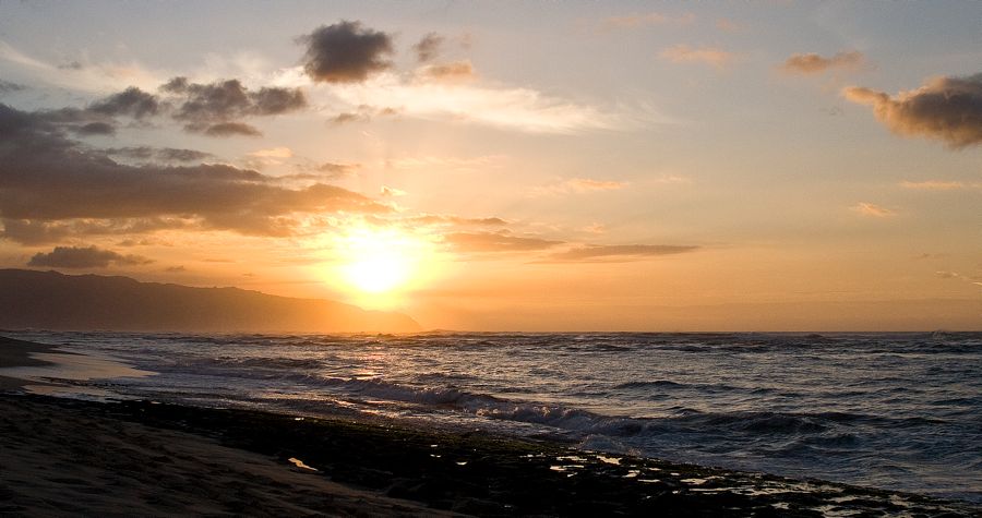 Sunset Laniakea Beach, O'ahu IMG_7865